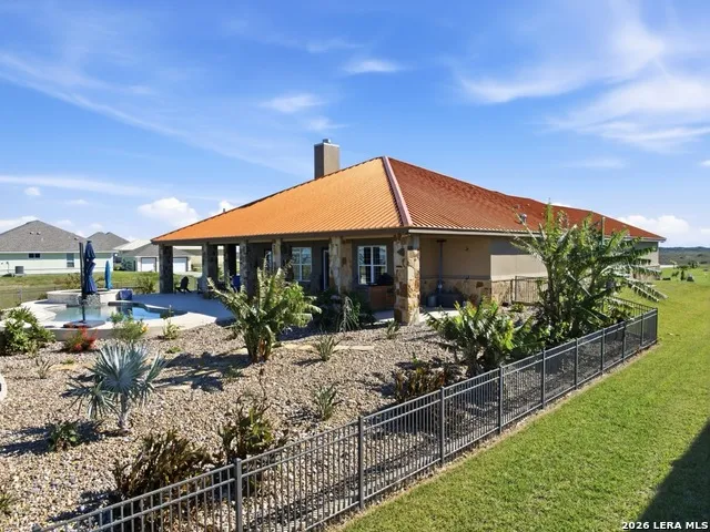 125 DOCKSIDE DR Rockport, TX 78382