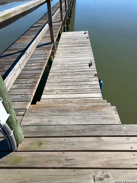 125 DOCKSIDE DR Rockport, TX 78382