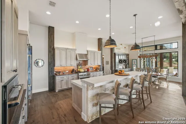 1023 Comanche Rdg New Braunfels, TX 78132
