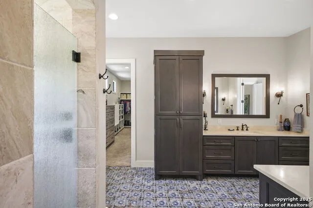 1023 Comanche Rdg New Braunfels, TX 78132