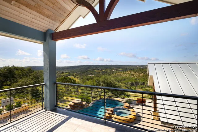 1023 Comanche Rdg New Braunfels, TX 78132