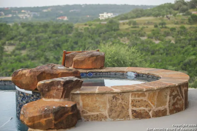 1023 Comanche Rdg New Braunfels, TX 78132