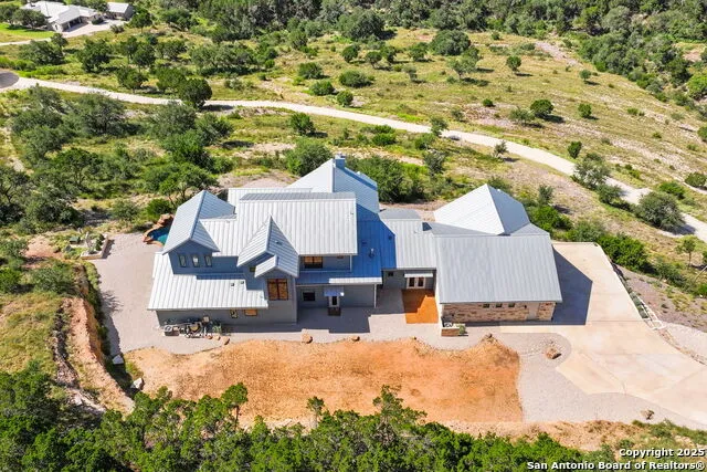 1023 Comanche Rdg New Braunfels, TX 78132