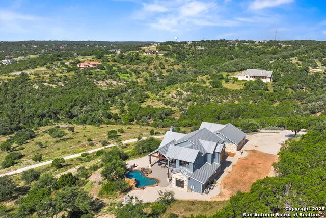 1023 Comanche Rdg New Braunfels, TX 78132
