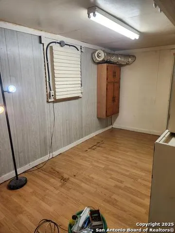 303 milam Pettus, TX 78146