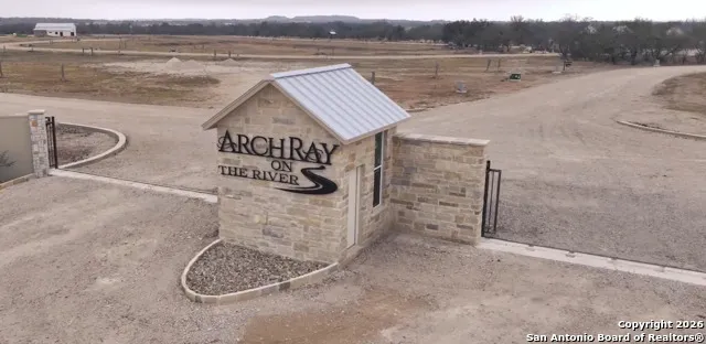 207 Resort Ct Fredericksburg, TX 78624