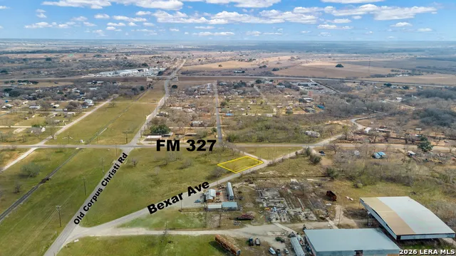 210 Bexar Elmendorf, TX 78112