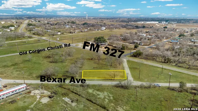 210 Bexar Elmendorf, TX 78112