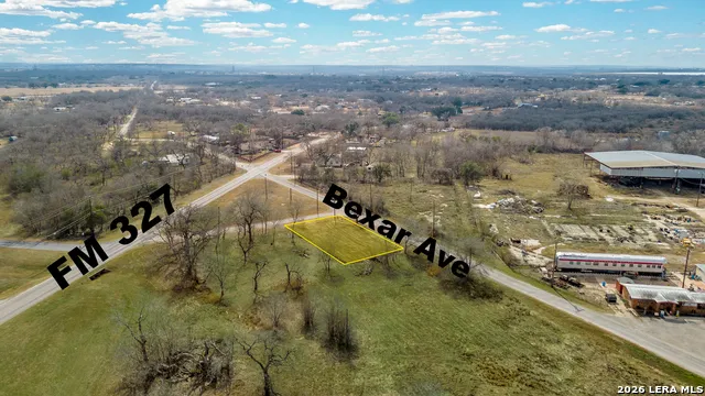 210 Bexar Elmendorf, TX 78112