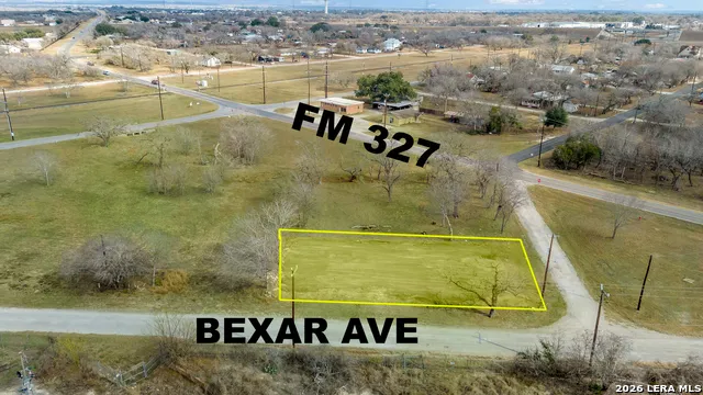 210 Bexar Elmendorf, TX 78112