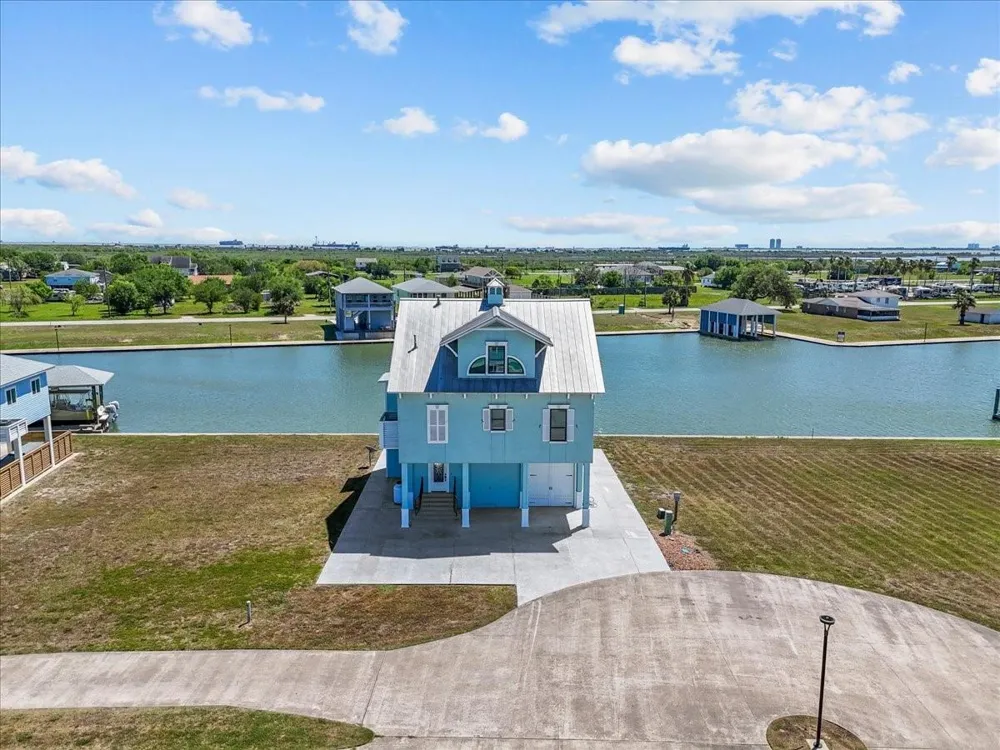 2000 Laguna Harbor Cove Boulevard Port Bolivar, TX 77650