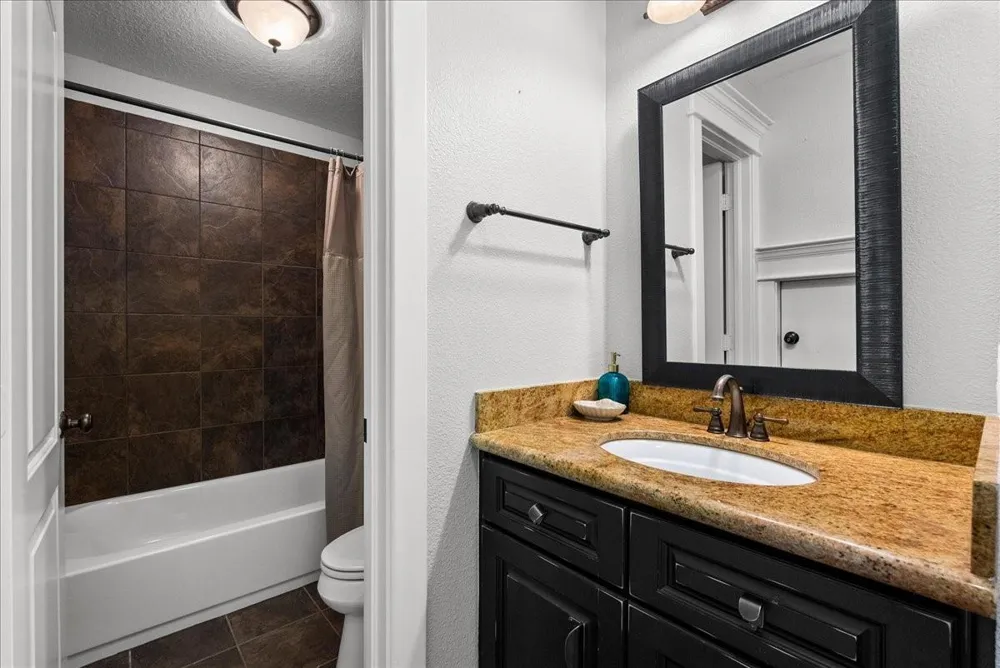 2000 Laguna Harbor Cove Boulevard Port Bolivar, TX 77650