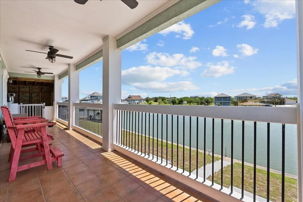 2000 Laguna Harbor Cove Boulevard Port Bolivar, TX 77650