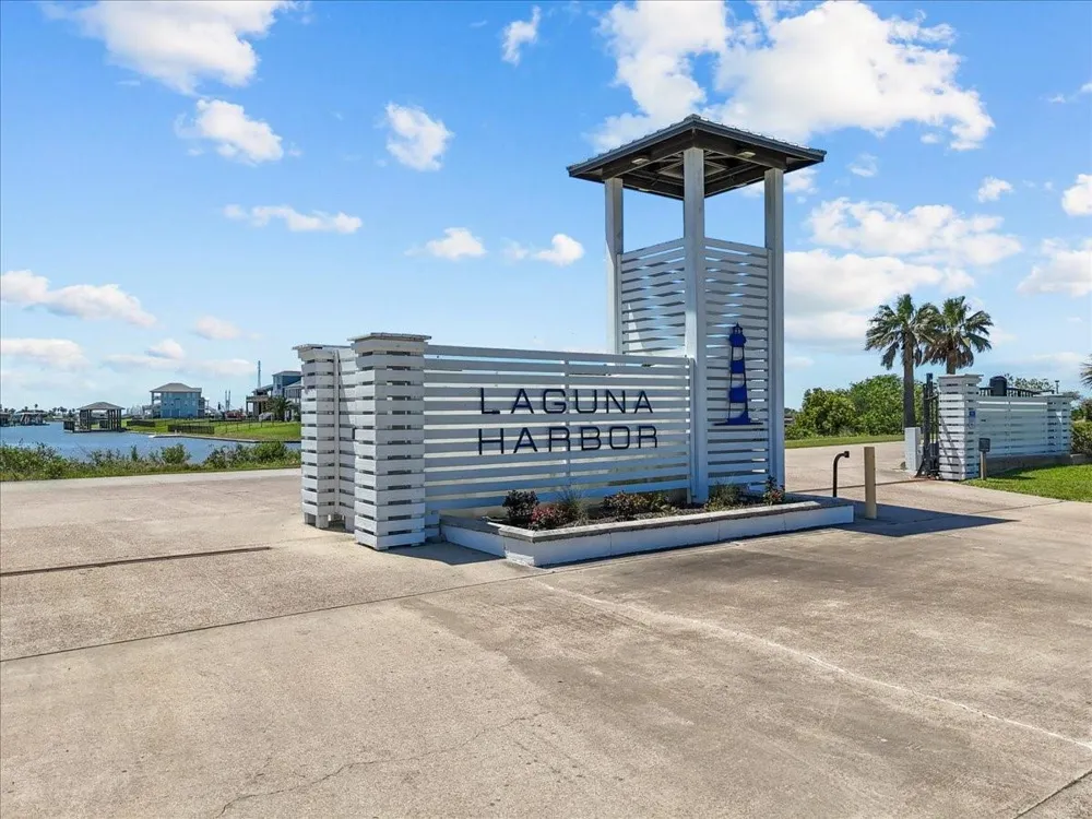 2000 Laguna Harbor Cove Boulevard Port Bolivar, TX 77650
