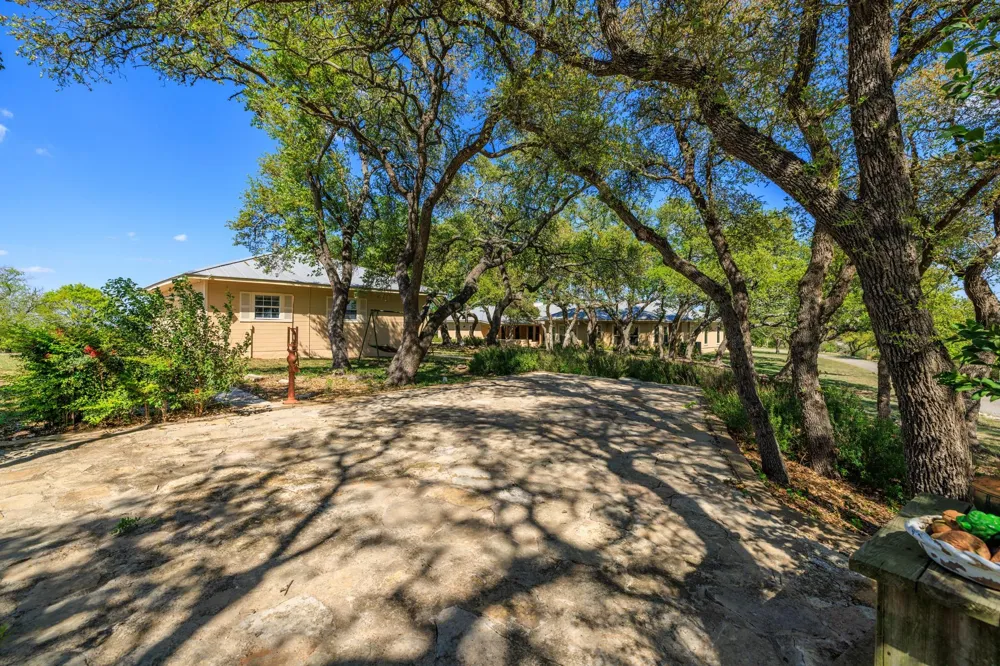7158 S Us Hwy 87 Fredericksburg, TX 78624