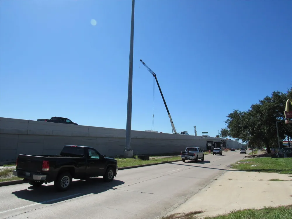 3735 Red Bluff Road Pasadena, TX 77503