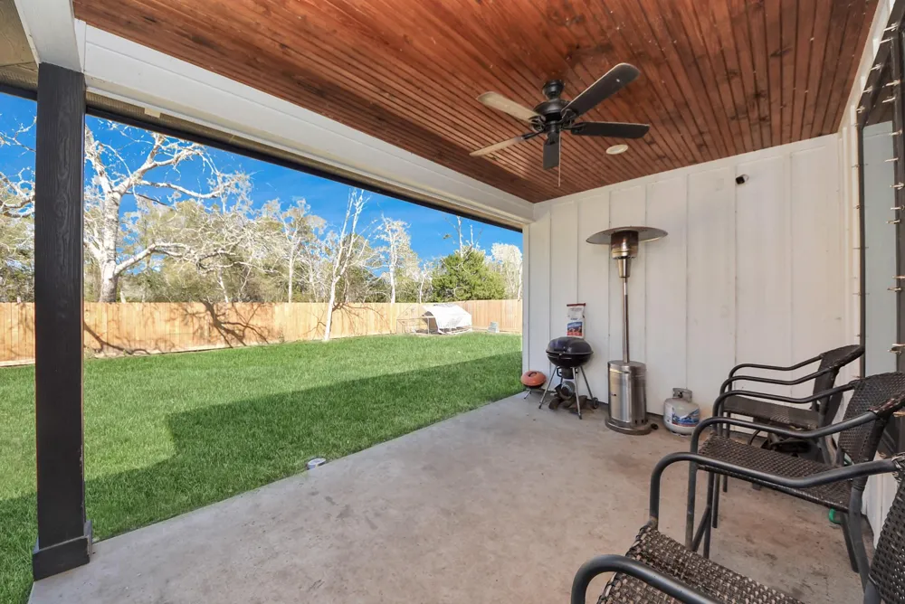 118 Nelson Road Anahuac, TX 77514