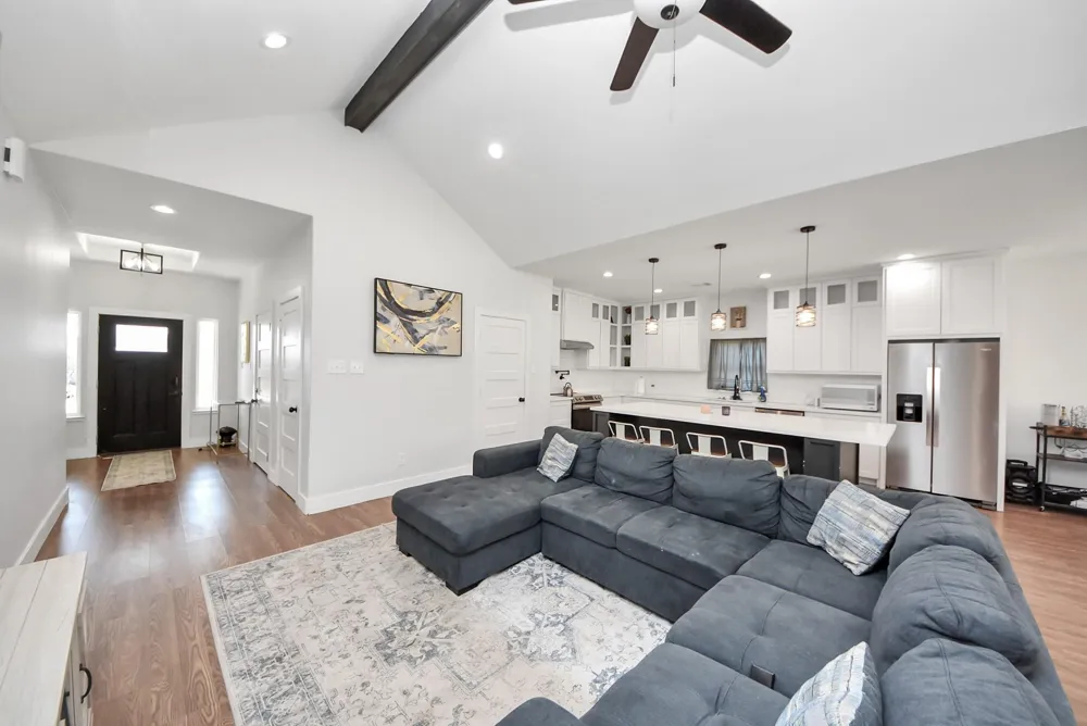 118 Nelson Road Anahuac, TX 77514