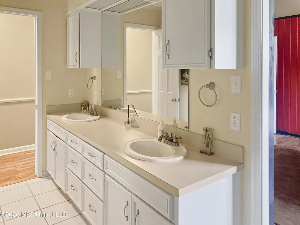 4835 Upper Glading Road Summit, MS 39666