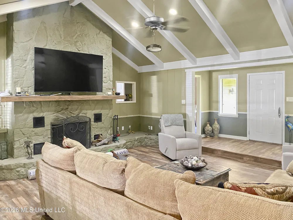 4835 Upper Glading Road Summit, MS 39666
