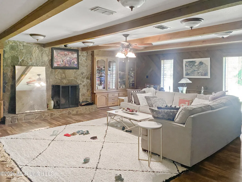 4835 Upper Glading Road Summit, MS 39666