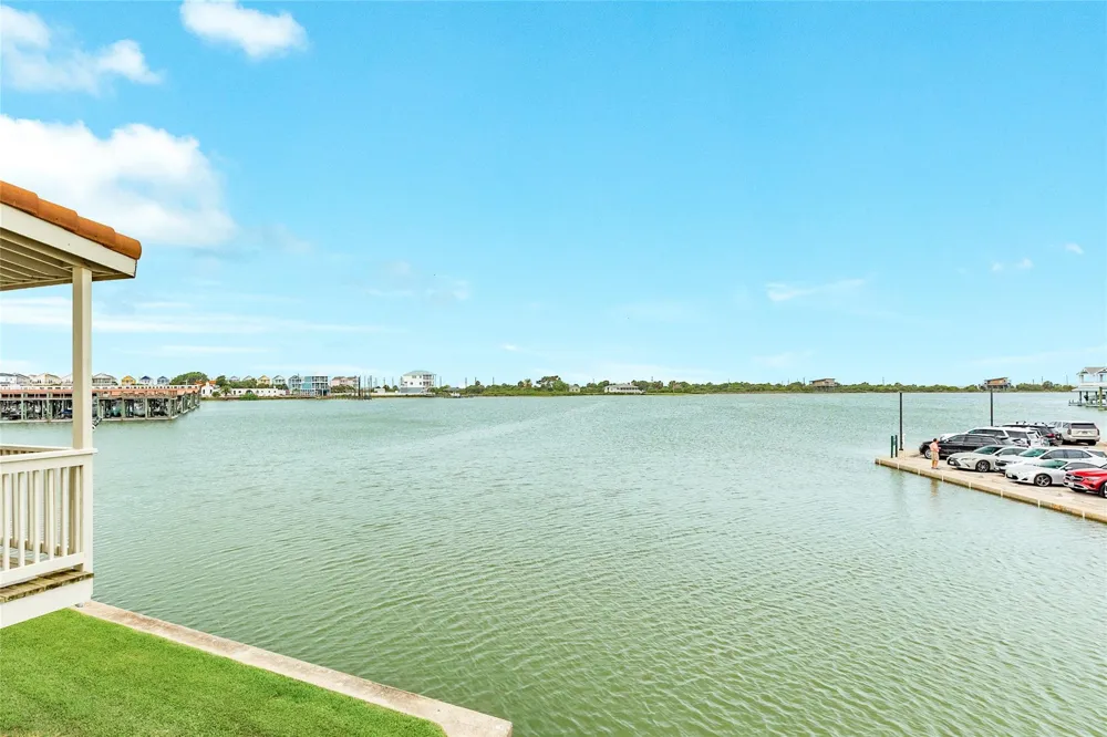 19 Dana Drive #G Galveston, TX 77554