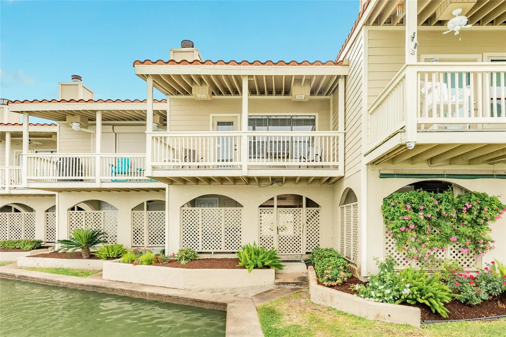 19 Dana Drive #G Galveston, TX 77554