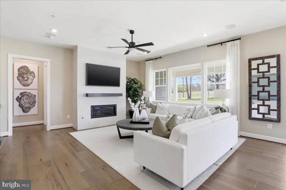 9863 RIPPLE DRIVE Williamsport, MD 21795