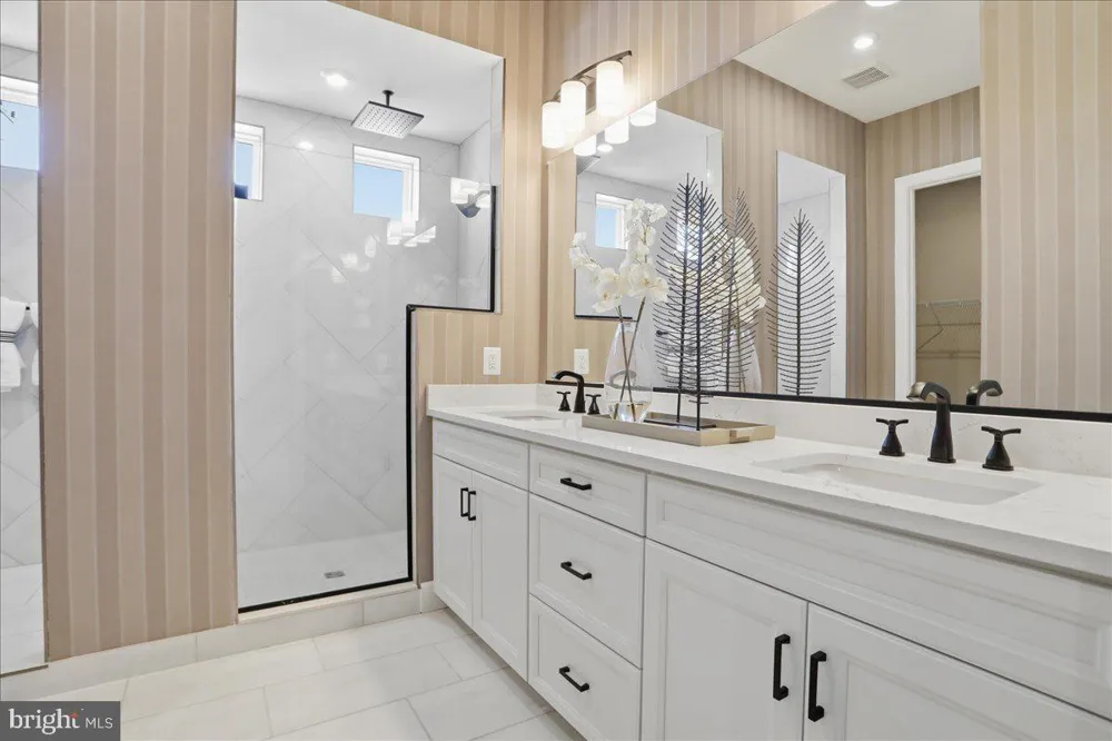 9863 RIPPLE DRIVE Williamsport, MD 21795