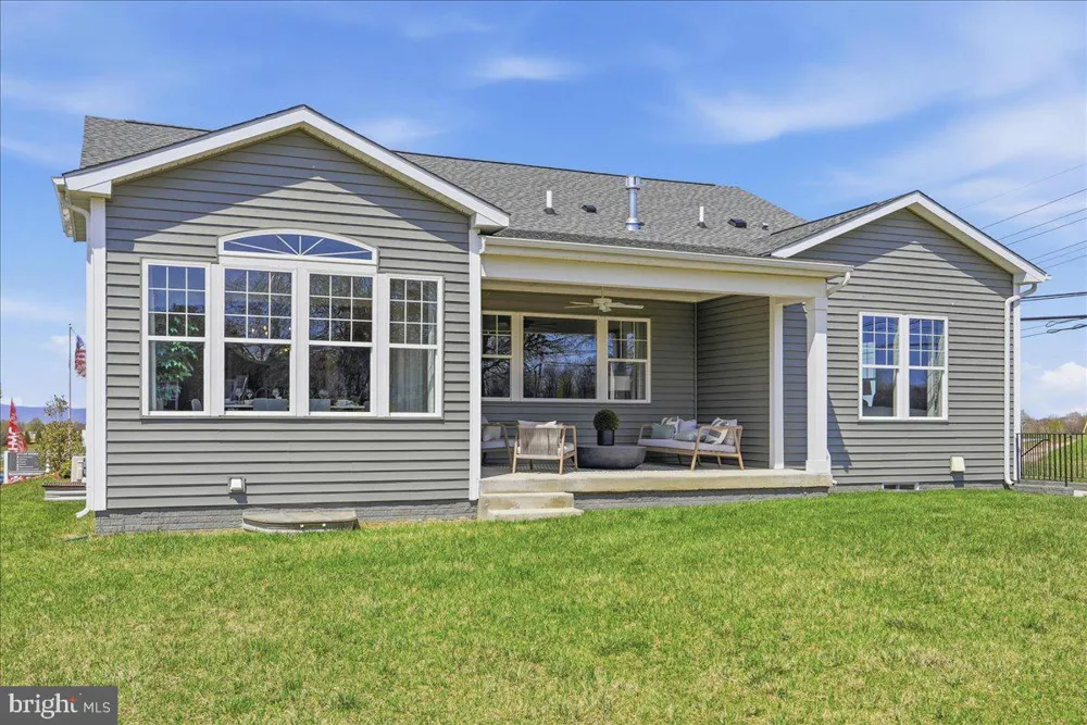 9863 RIPPLE DRIVE Williamsport, MD 21795