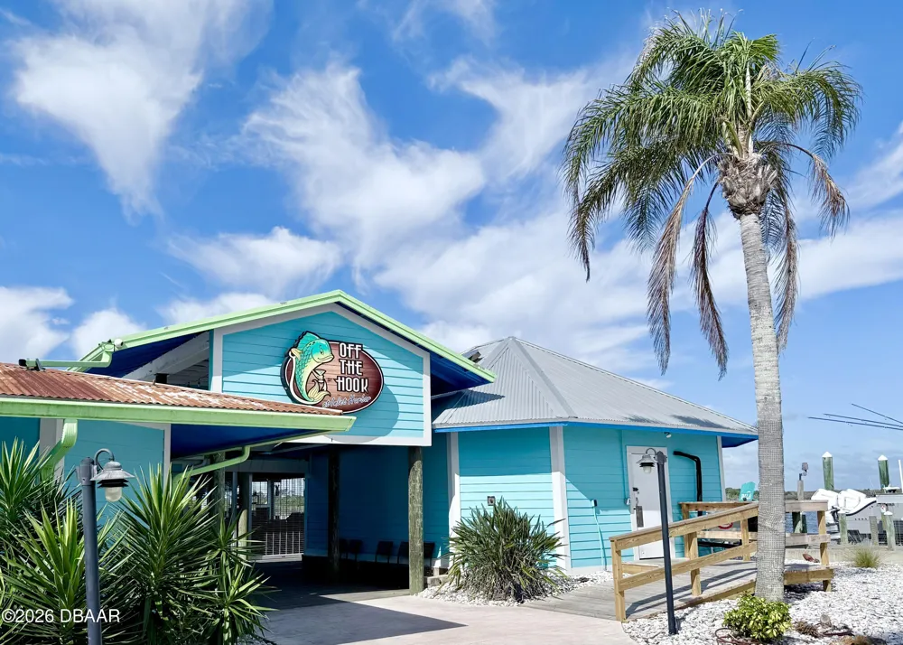 82 Calumet Avenue Ponce Inlet, FL 32127