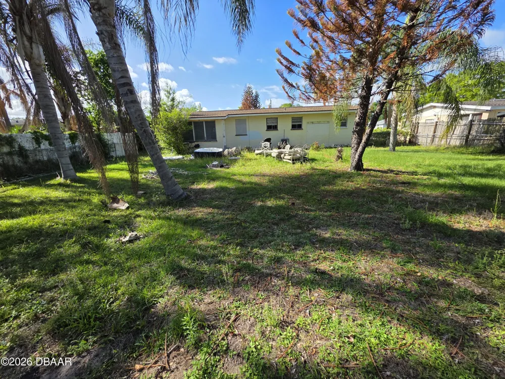 563 Martha Drive Holly Hill, FL 32117