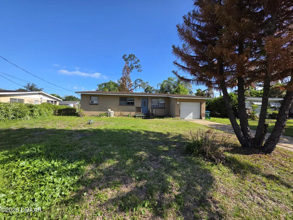 563 Martha Drive Holly Hill, FL 32117