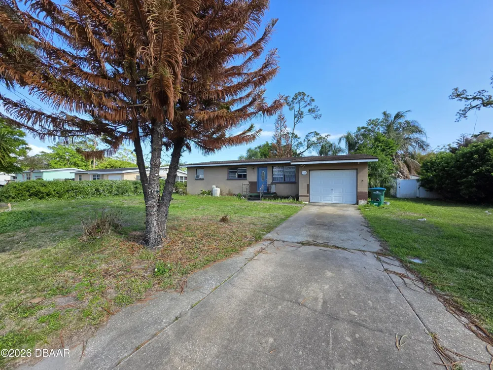 563 Martha Drive Holly Hill, FL 32117