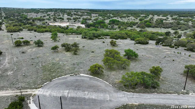 684 LESTER LN Junction, TX 76849