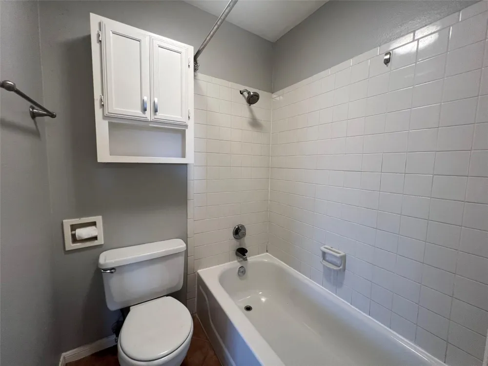 18617 Egret Bay Boulevard #1001 Webster, TX 77058