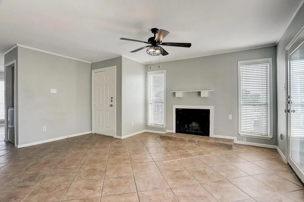 18617 Egret Bay Boulevard #1001 Webster, TX 77058
