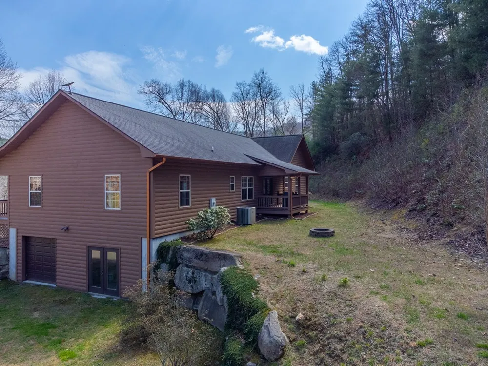 Atoah Road Robbinsville, NC 28771