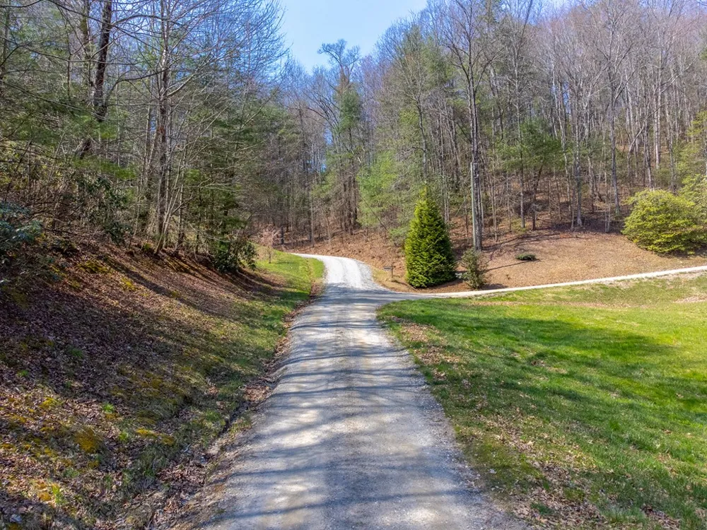 Atoah Road Robbinsville, NC 28771
