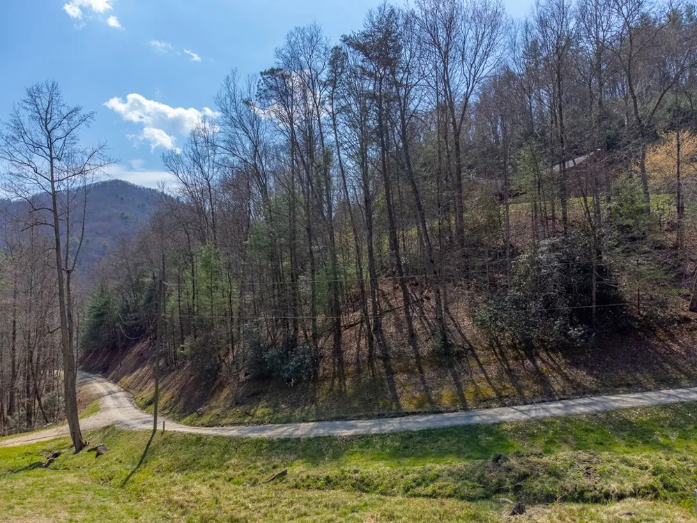 Atoah Road Robbinsville, NC 28771