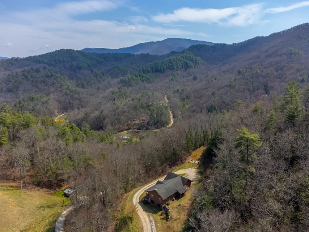 Atoah Road Robbinsville, NC 28771