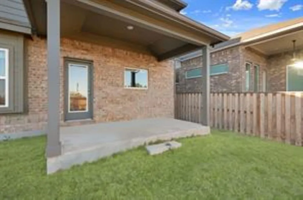 2352 Sawdust Drive Georgetown, TX 78633
