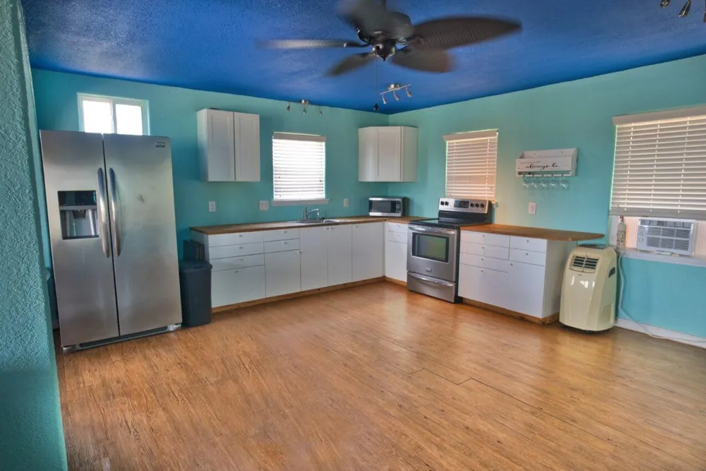 1249 County Road 202 Sargent, TX 77414