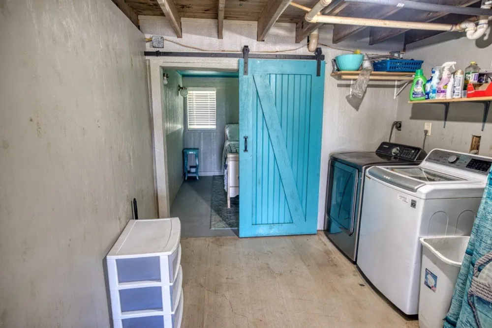 1249 County Road 202 Sargent, TX 77414