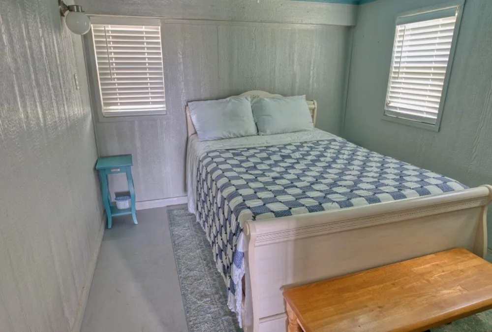 1249 County Road 202 Sargent, TX 77414