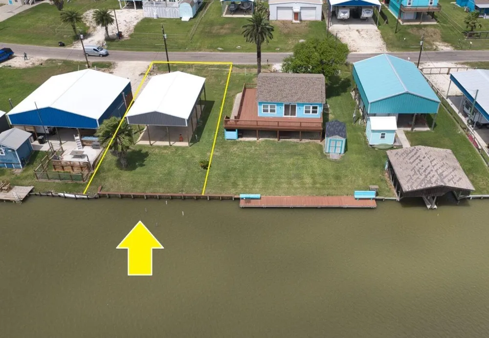 511 County Road 202 Sargent, TX 77414
