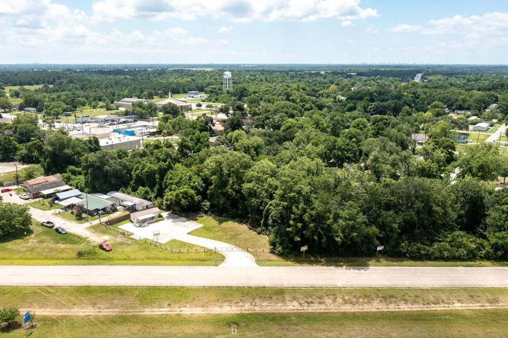 20920 Crosby Freeway Freeway Crosby, TX 77532