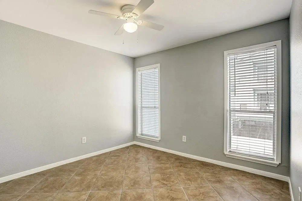 18617 Egret Bay Boulevard #1001 Webster, TX 77058