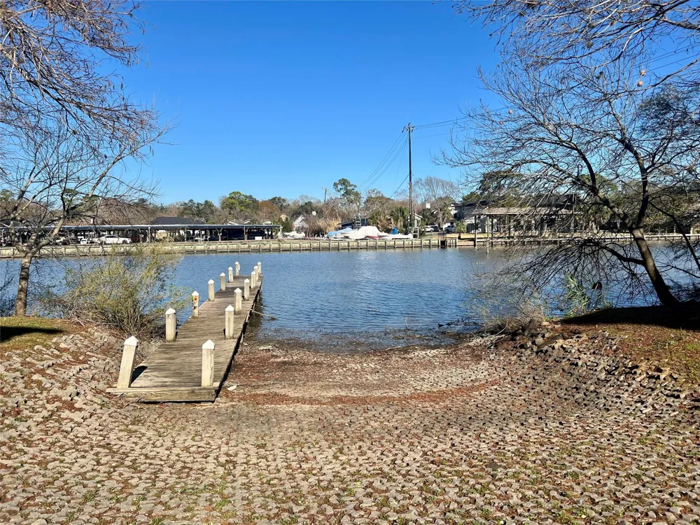18617 Egret Bay Boulevard #1001 Webster, TX 77058