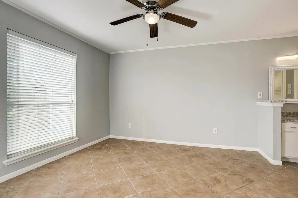 18617 Egret Bay Boulevard #1001 Webster, TX 77058